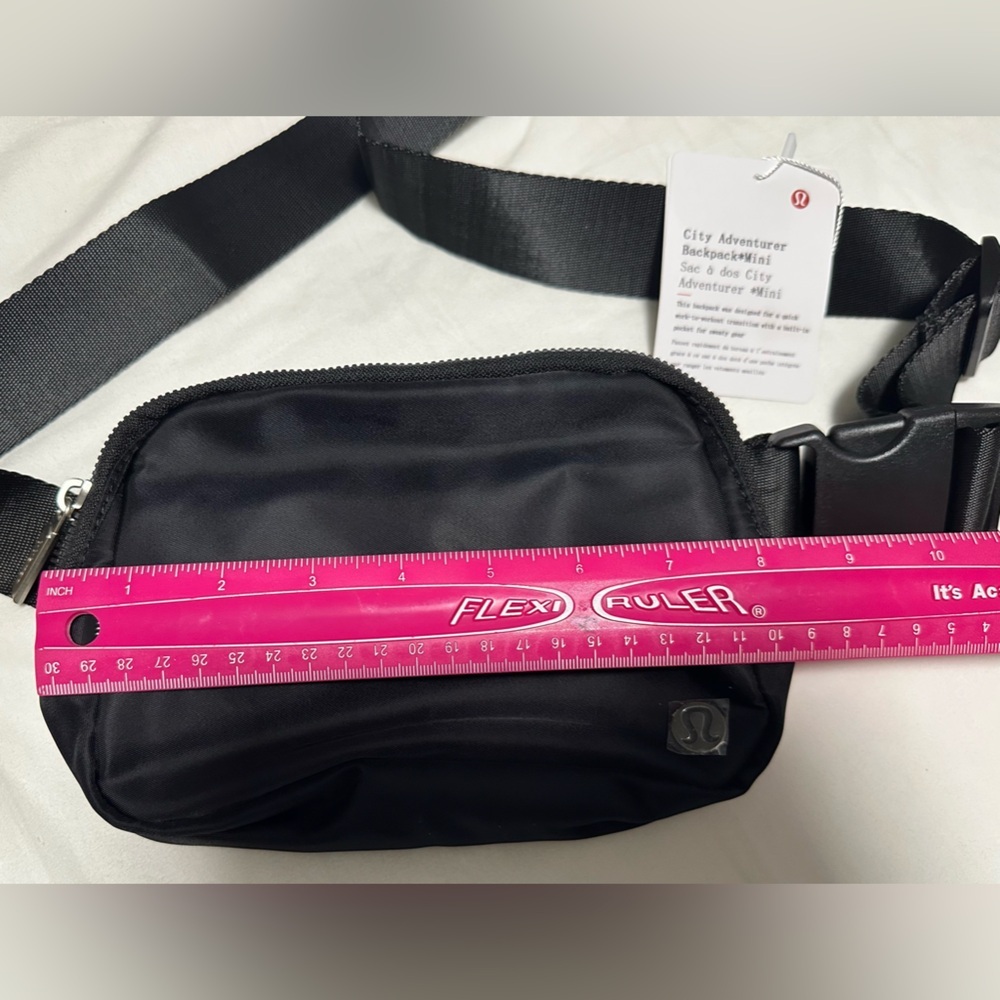 Lululemon Athletica Black Crossbody Bag - Picture 8 of 9